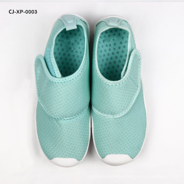 Superstarer Women′s Outdoor Beach Swimming Aqua Shoes for Surfing